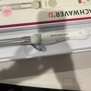 Beachwaver S1 White Hair Styling Tool